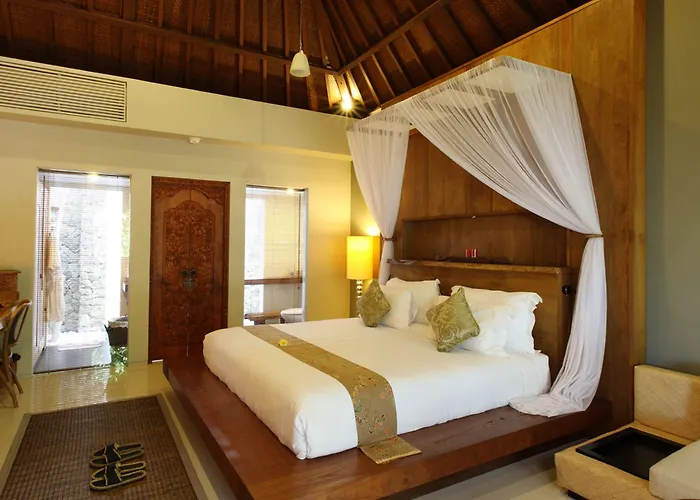 Swarapadi Guest house